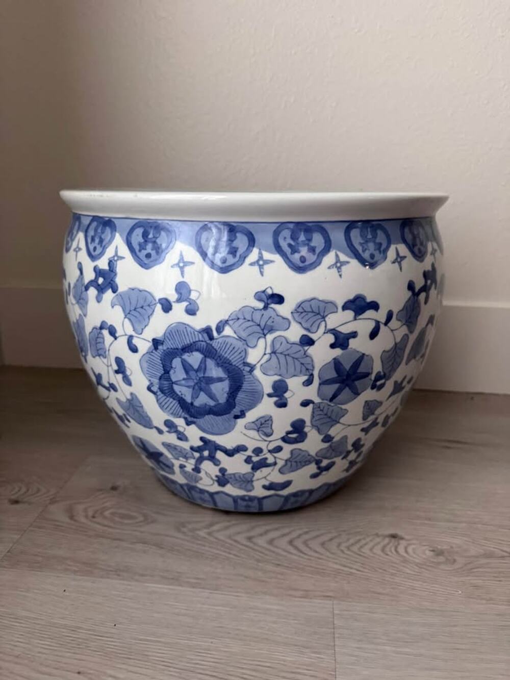Large 14” Vtg 70s Chinese Asian Blue White Floral Ceramic Jardiniere Planter Pot